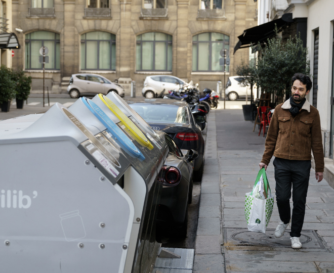 Tri des emballages et des papiers avec un Trilib